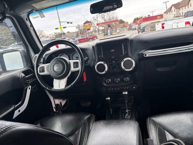 2014 Jeep Wrangler Unlimited Polar Edition