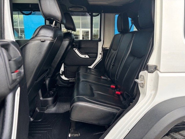 2014 Jeep Wrangler Unlimited Polar Edition