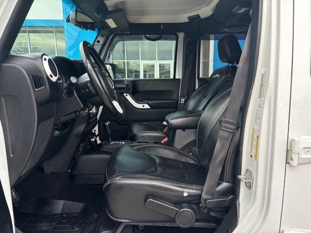 2014 Jeep Wrangler Unlimited Polar Edition