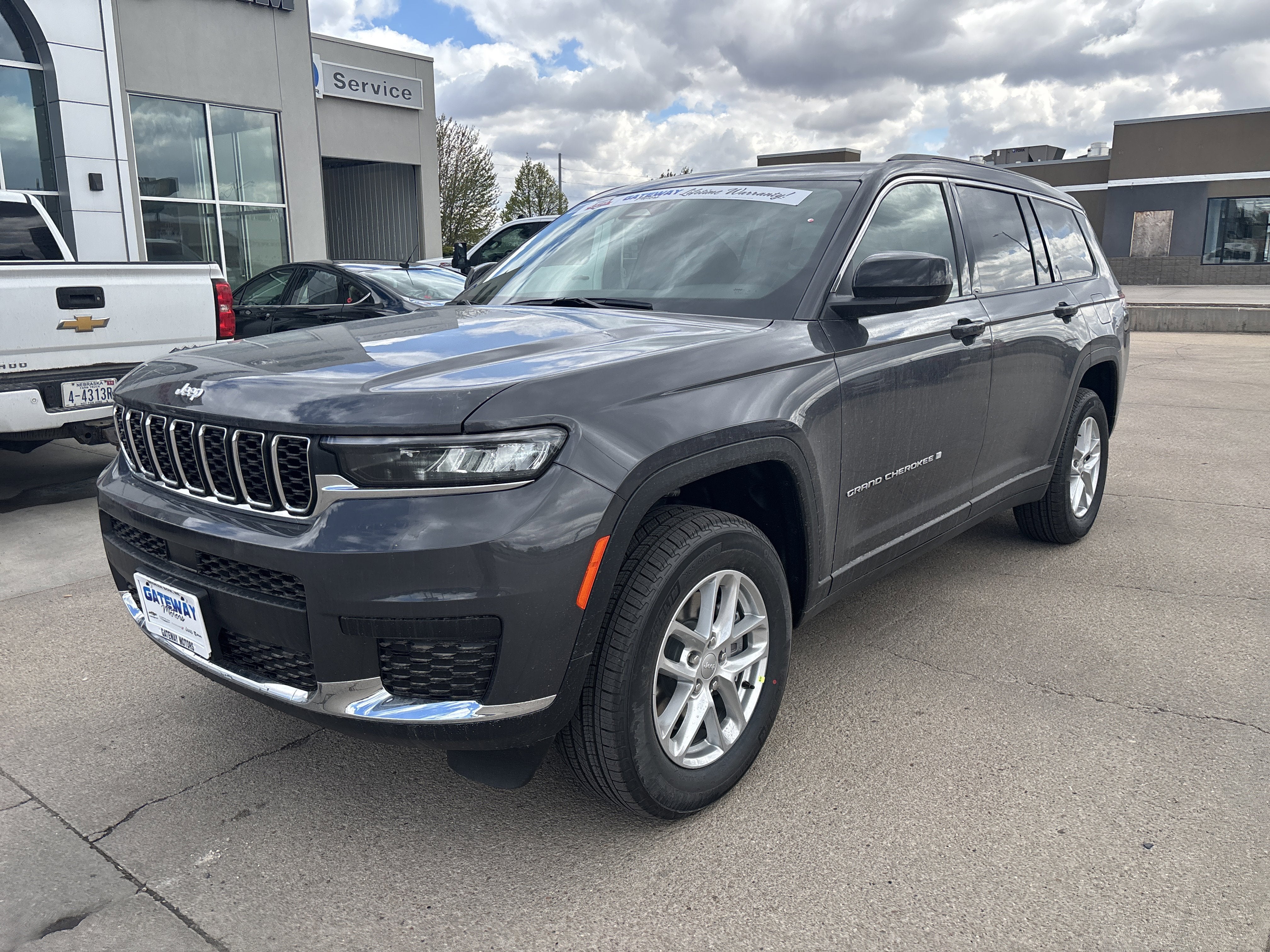 2026 Jeep Grand Cherokee GRAND CHEROKEE L LAREDO X 4X4