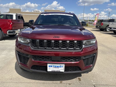 2026 Jeep Grand Cherokee GRAND CHEROKEE L LAREDO ALTITUDE 4X4