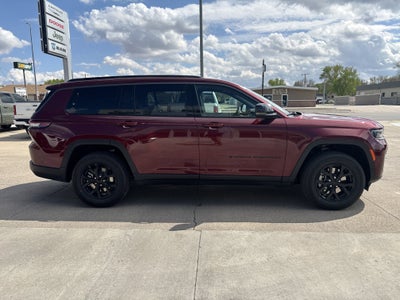 2026 Jeep Grand Cherokee GRAND CHEROKEE L LAREDO ALTITUDE 4X4