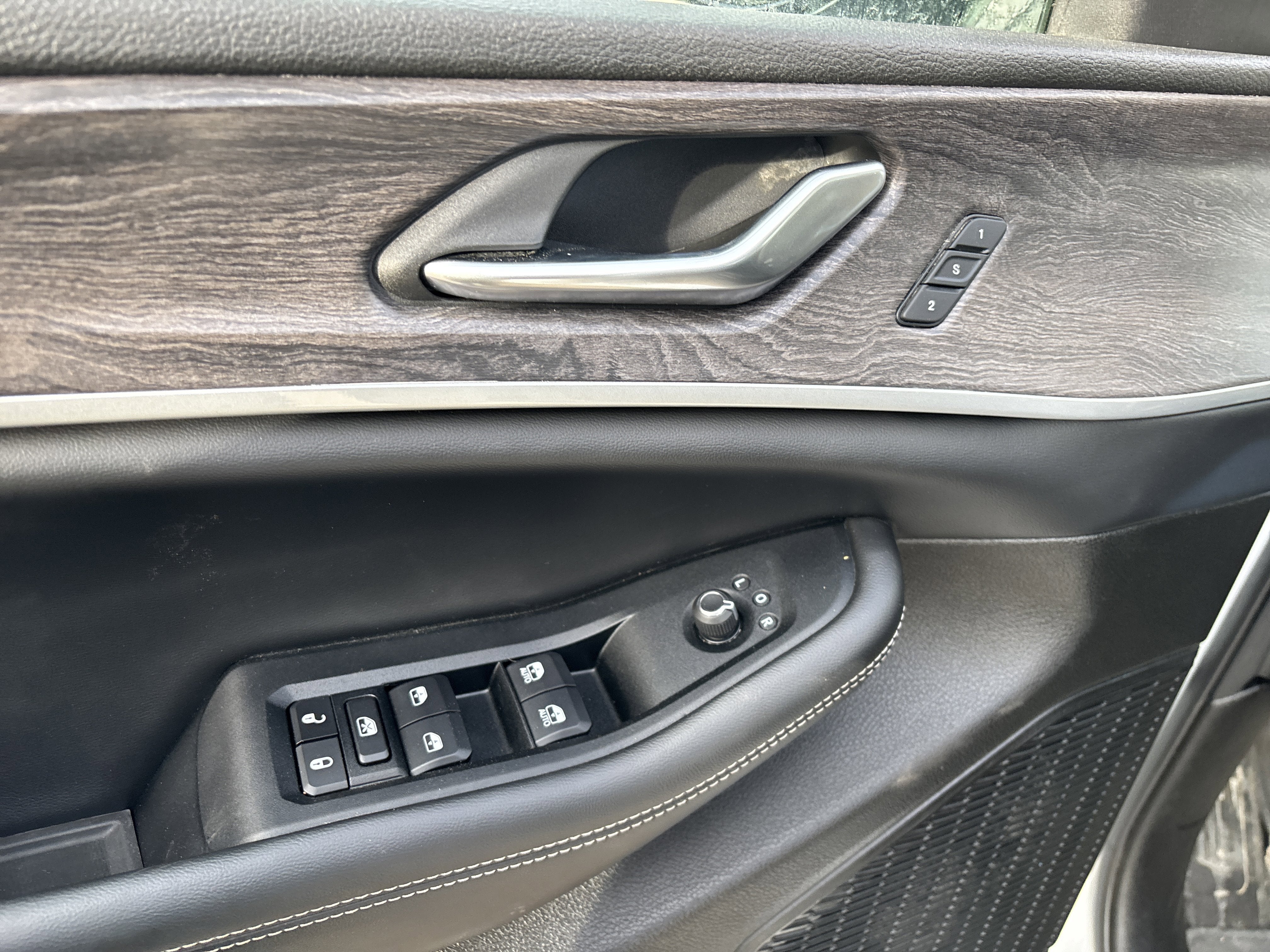 2024 Jeep Grand Cherokee L Limited 4x4