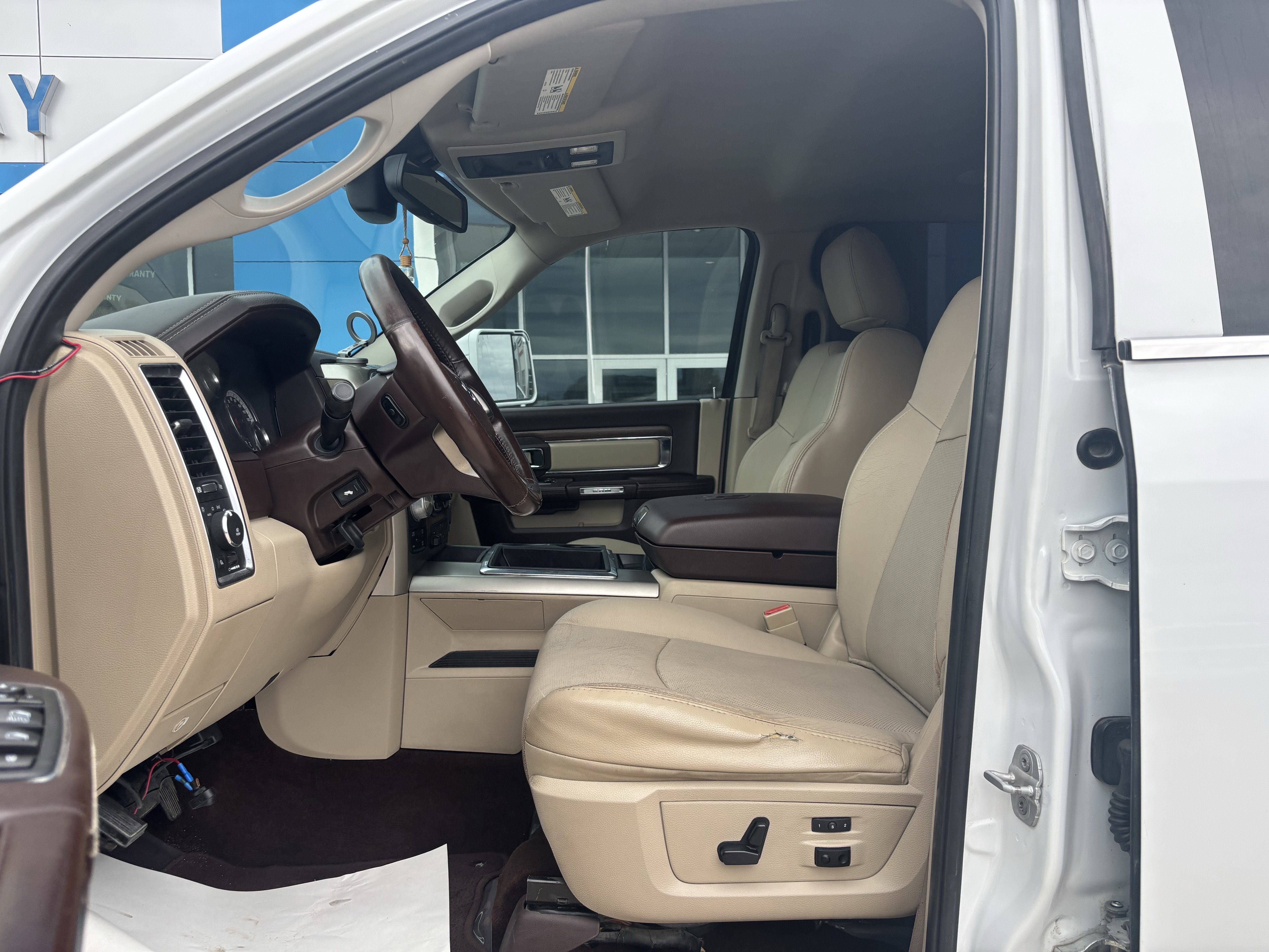2014 RAM 1500 Laramie