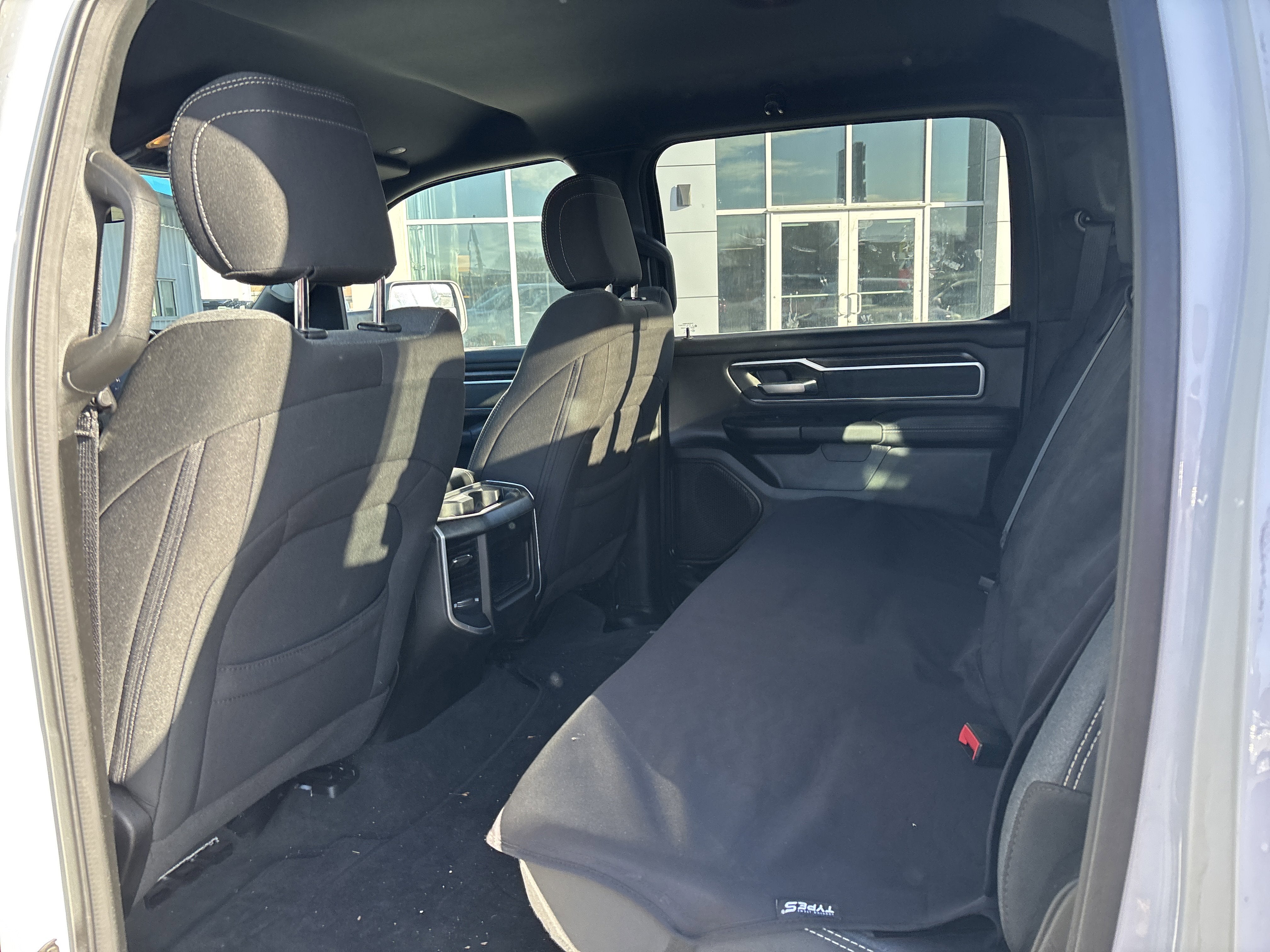 2022 RAM 1500 Big Horn Crew Cab 4x4 5'7' Box