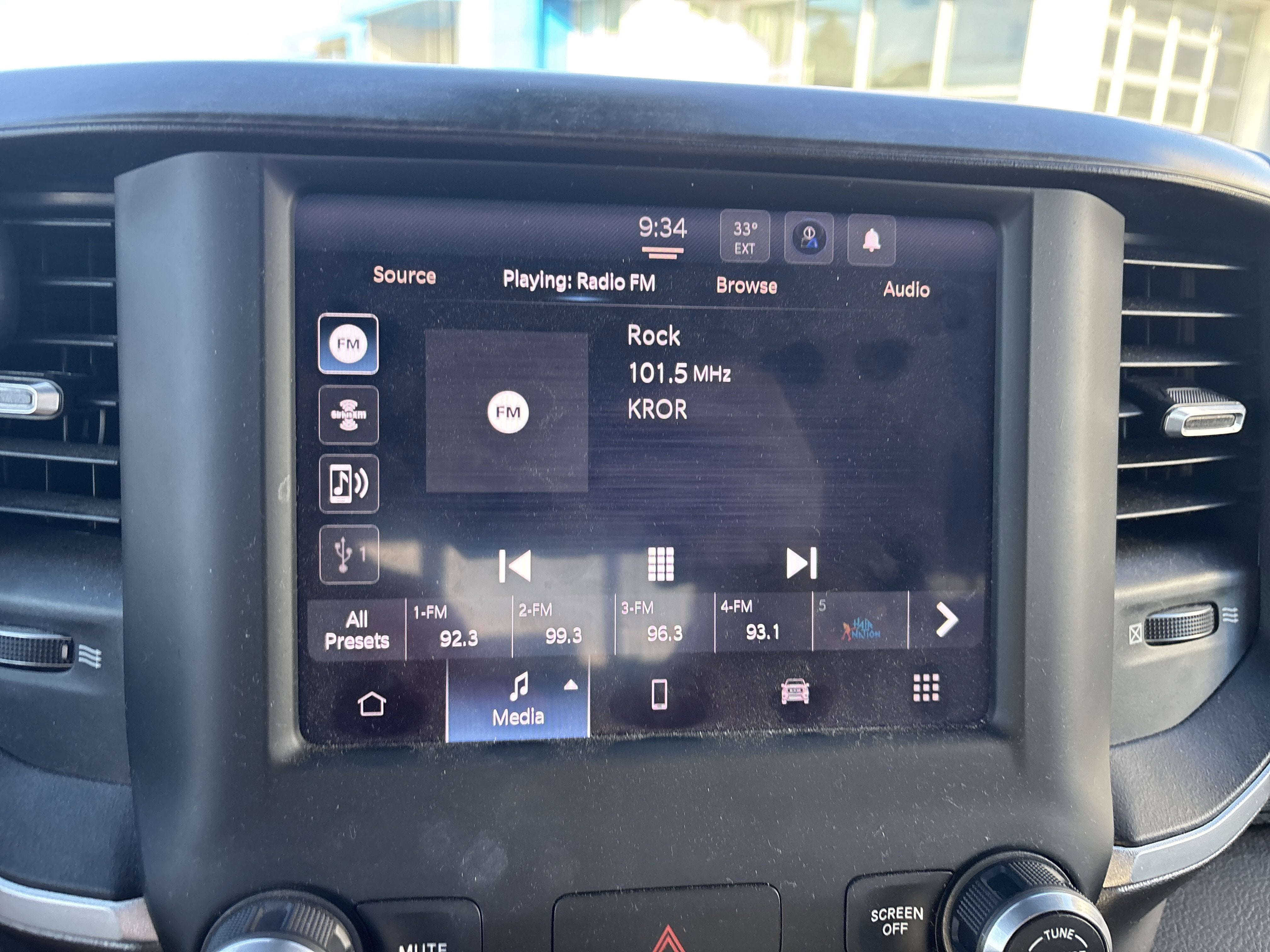 2022 RAM 1500 Big Horn Crew Cab 4x4 5'7' Box