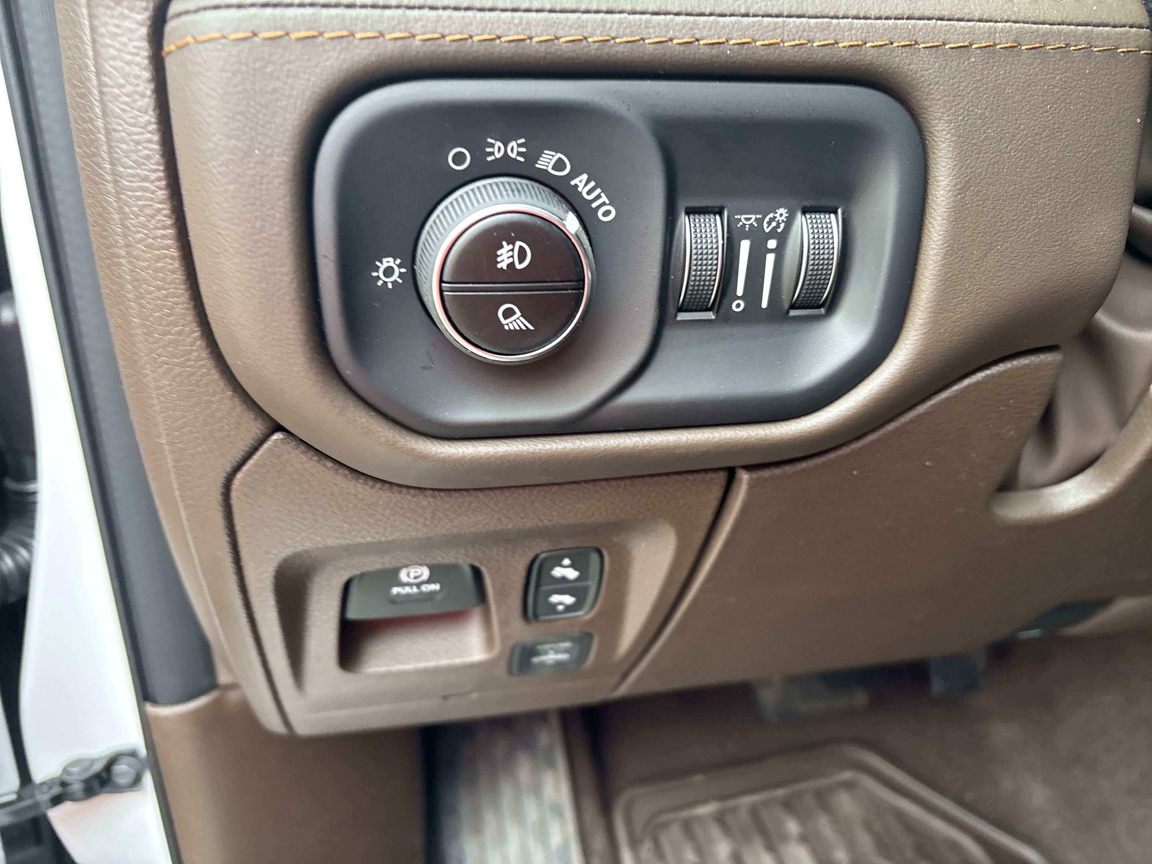 2026 RAM Ram 1500 RAM 1500 LIMITED LONGHORN CREW CAB 4X4 5'7' BOX