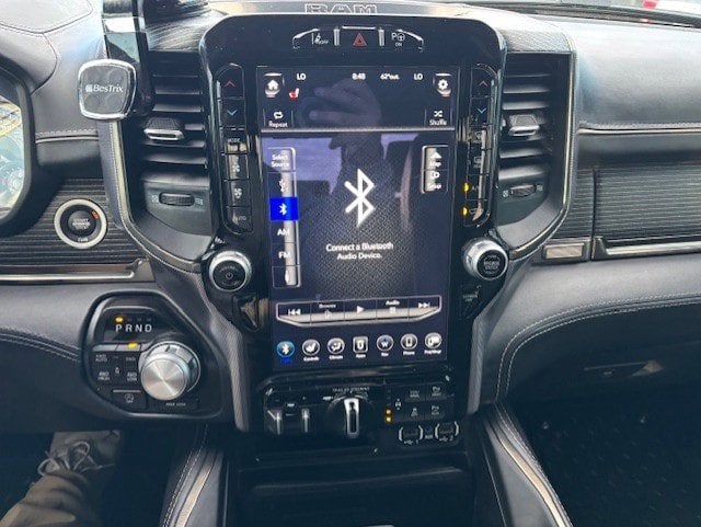 2021 RAM 1500 Limited Crew Cab 4x4 5'7' Box