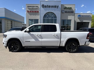 2020 RAM 1500 Laramie Crew Cab 4x4 5'7' Box