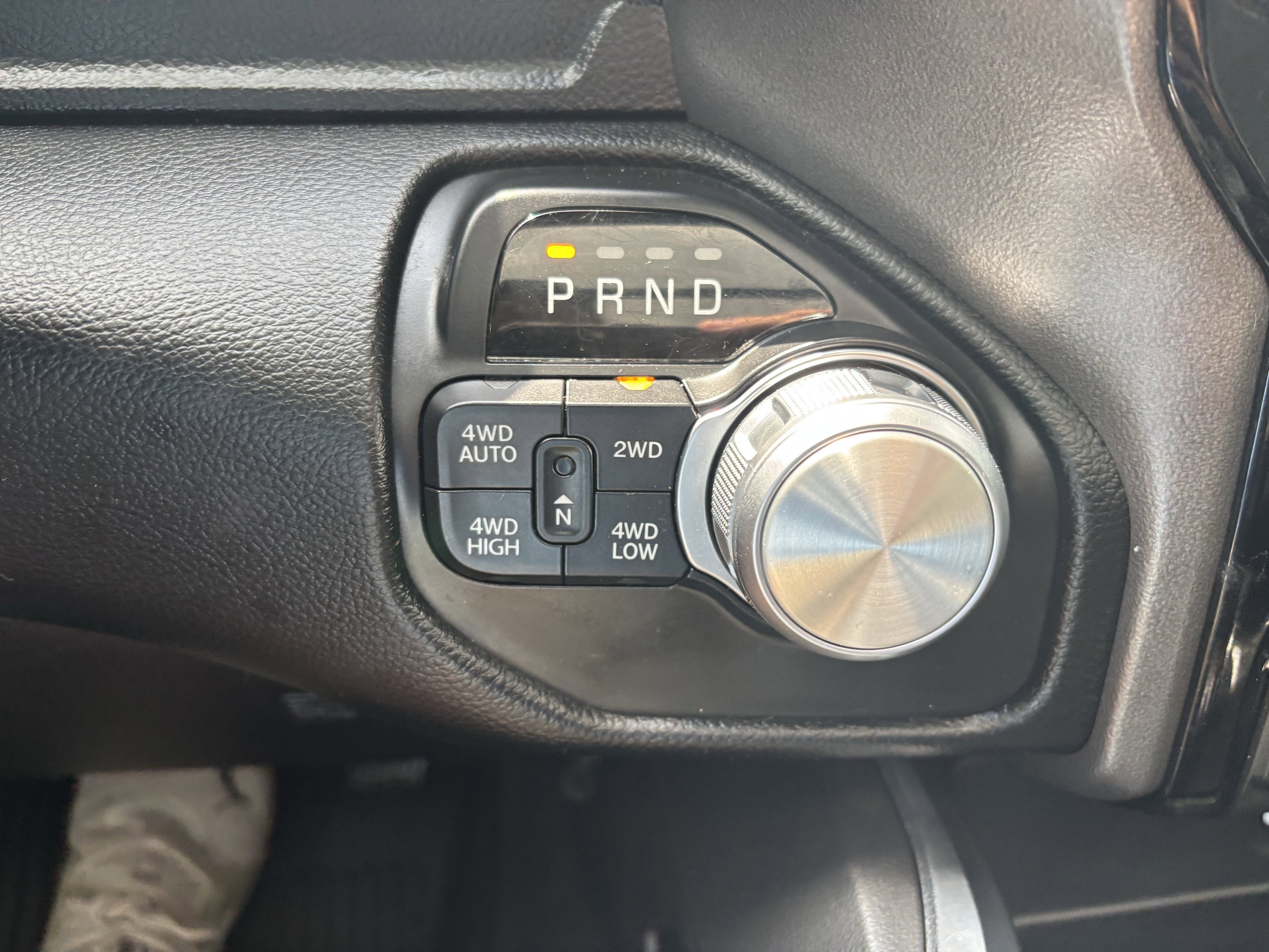 2021 RAM 1500 Laramie Crew Cab 4x4 5'7' Box
