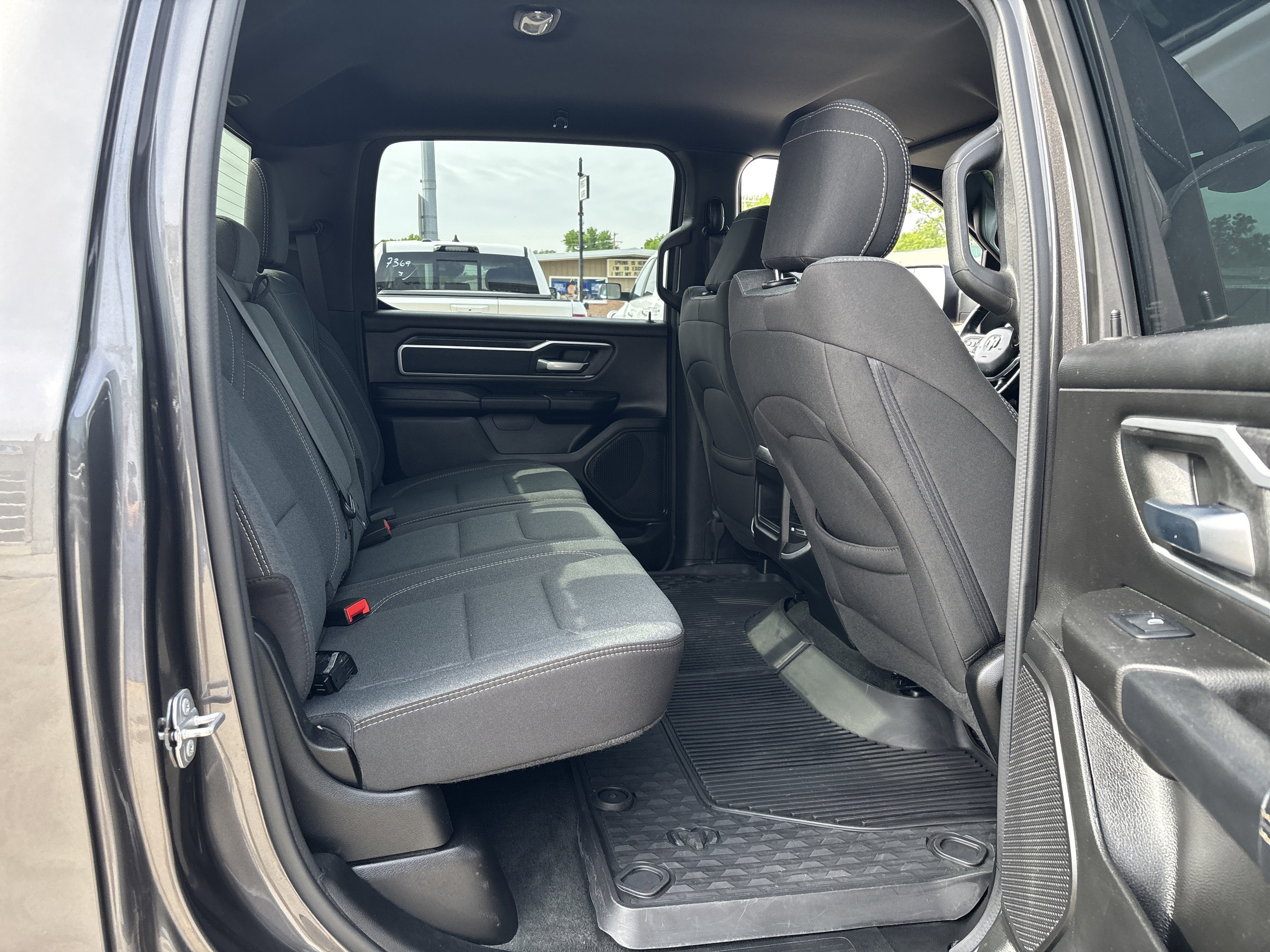 2023 RAM 1500 Big Horn Crew Cab 4x4 6'4' Box