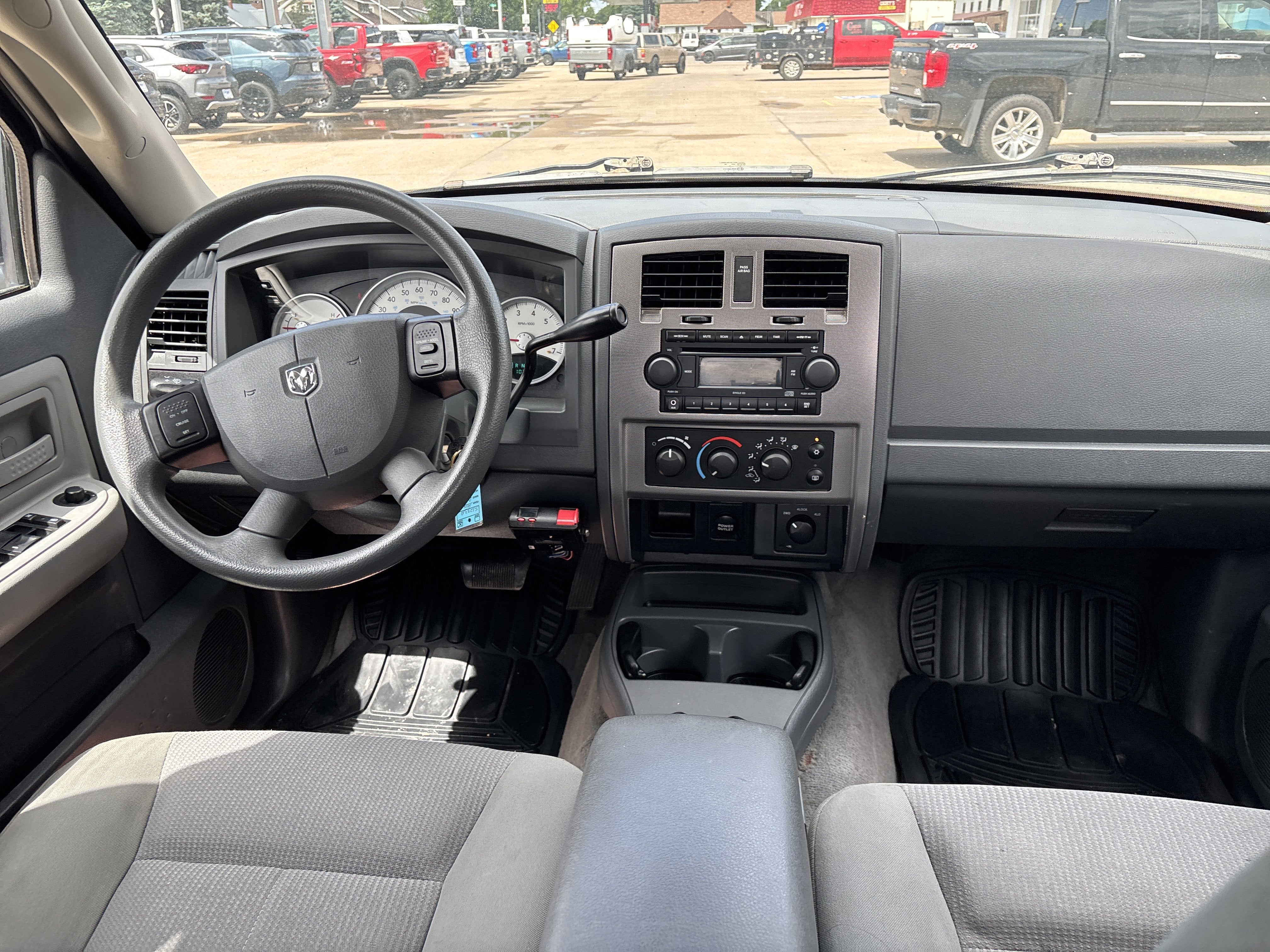 2006 Dodge Dakota SLT
