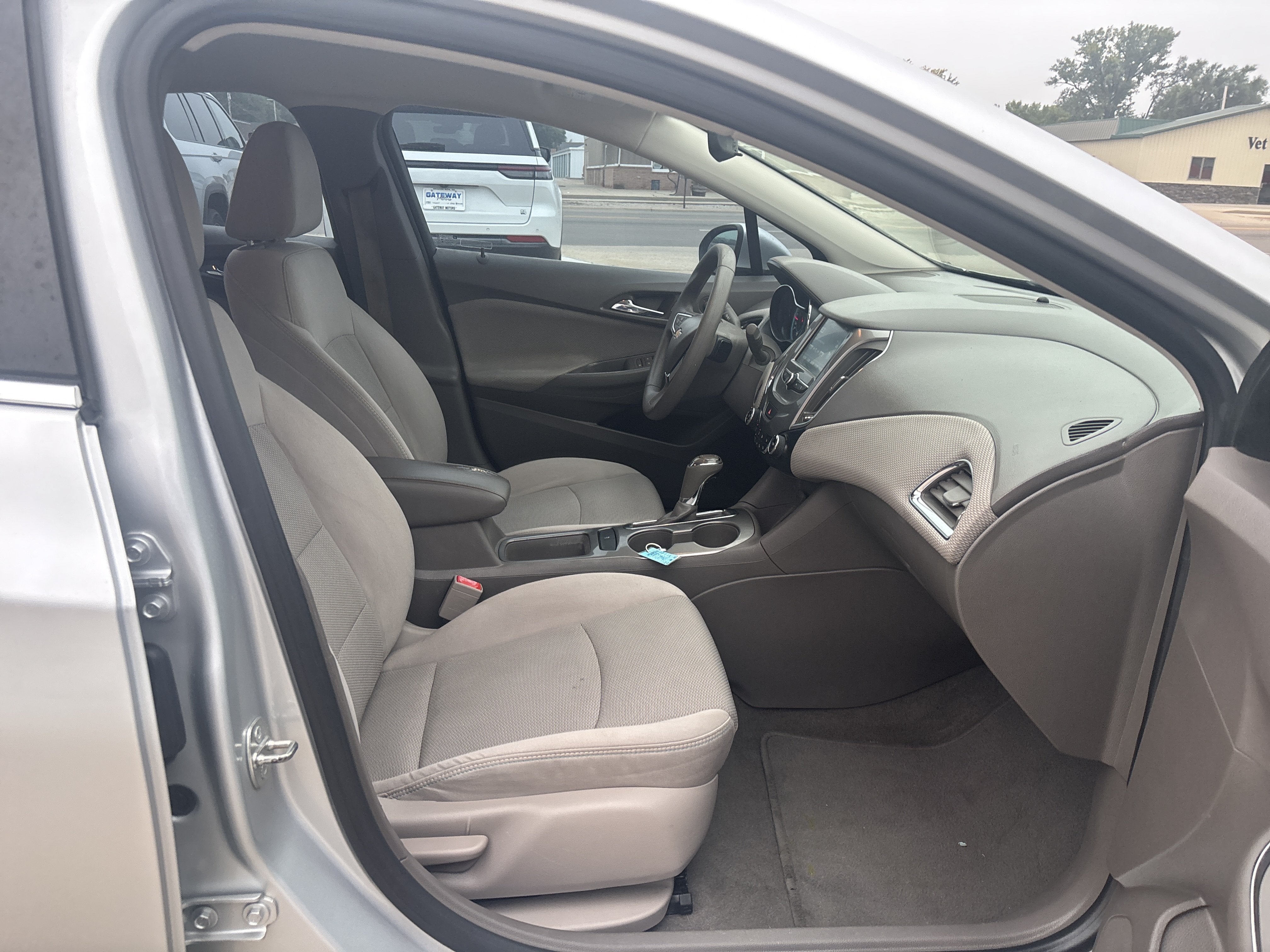 2017 Chevrolet Cruze LT Auto