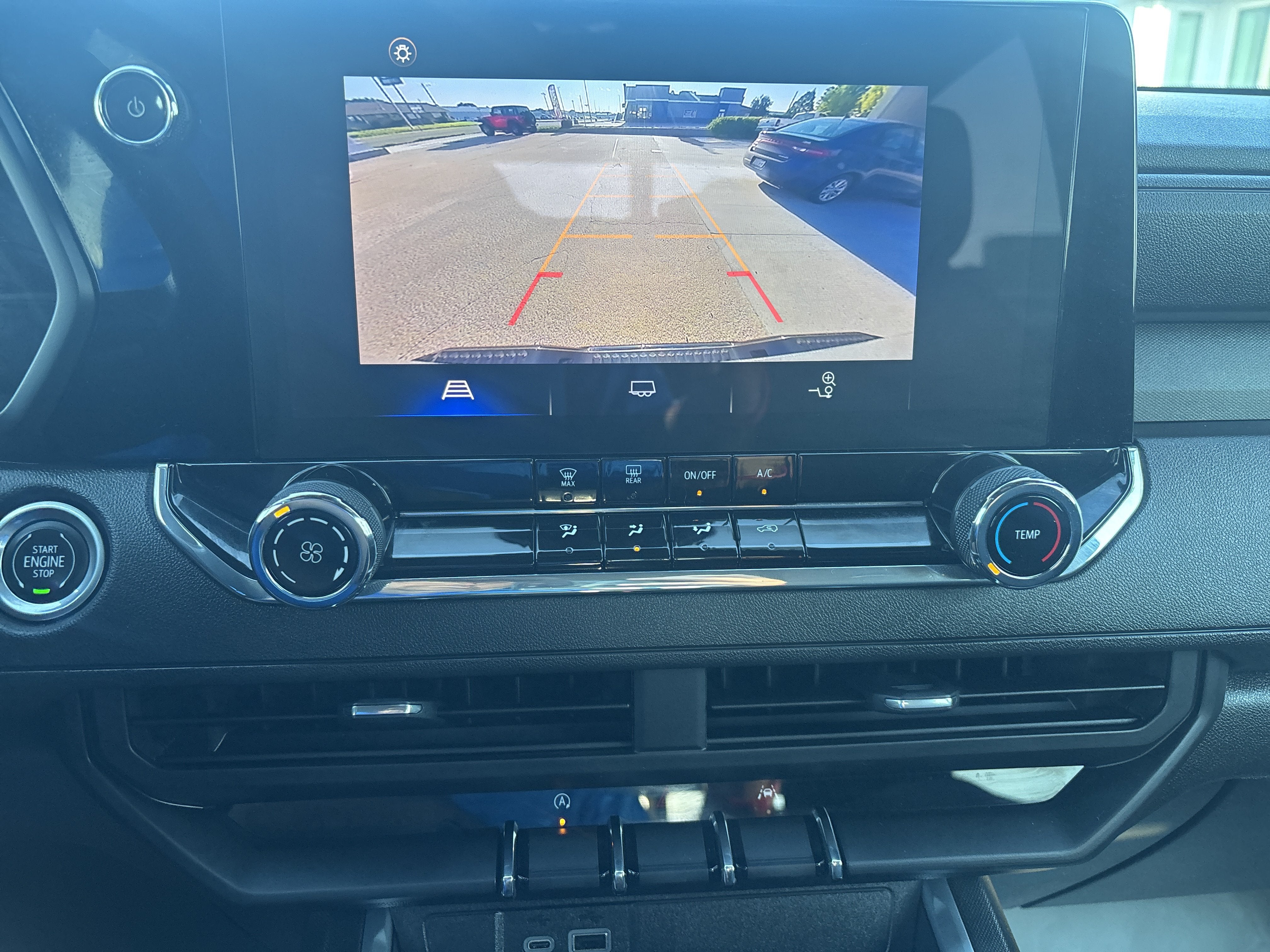 2023 Chevrolet Colorado 4WD Crew Cab Short Box Trail Boss