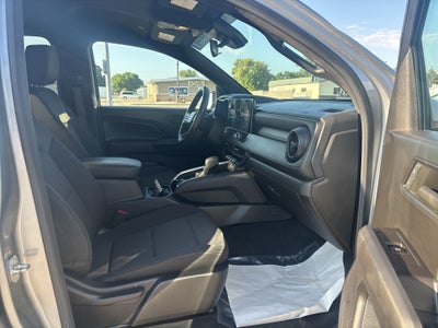 2023 Chevrolet Colorado 4WD Crew Cab Short Box Trail Boss