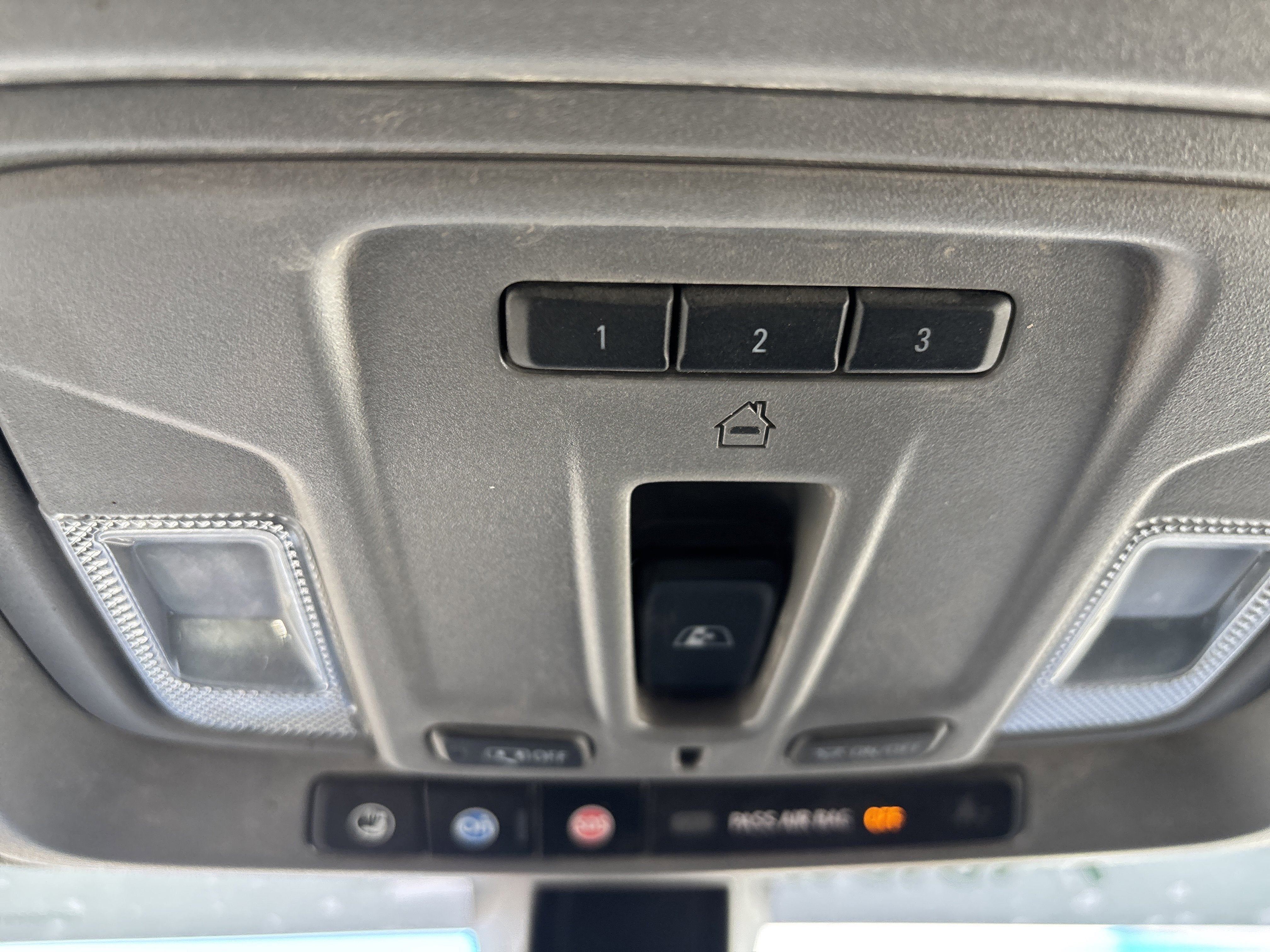 2022 Chevrolet Silverado 1500 LTD 4WD Crew Cab Short Bed LT