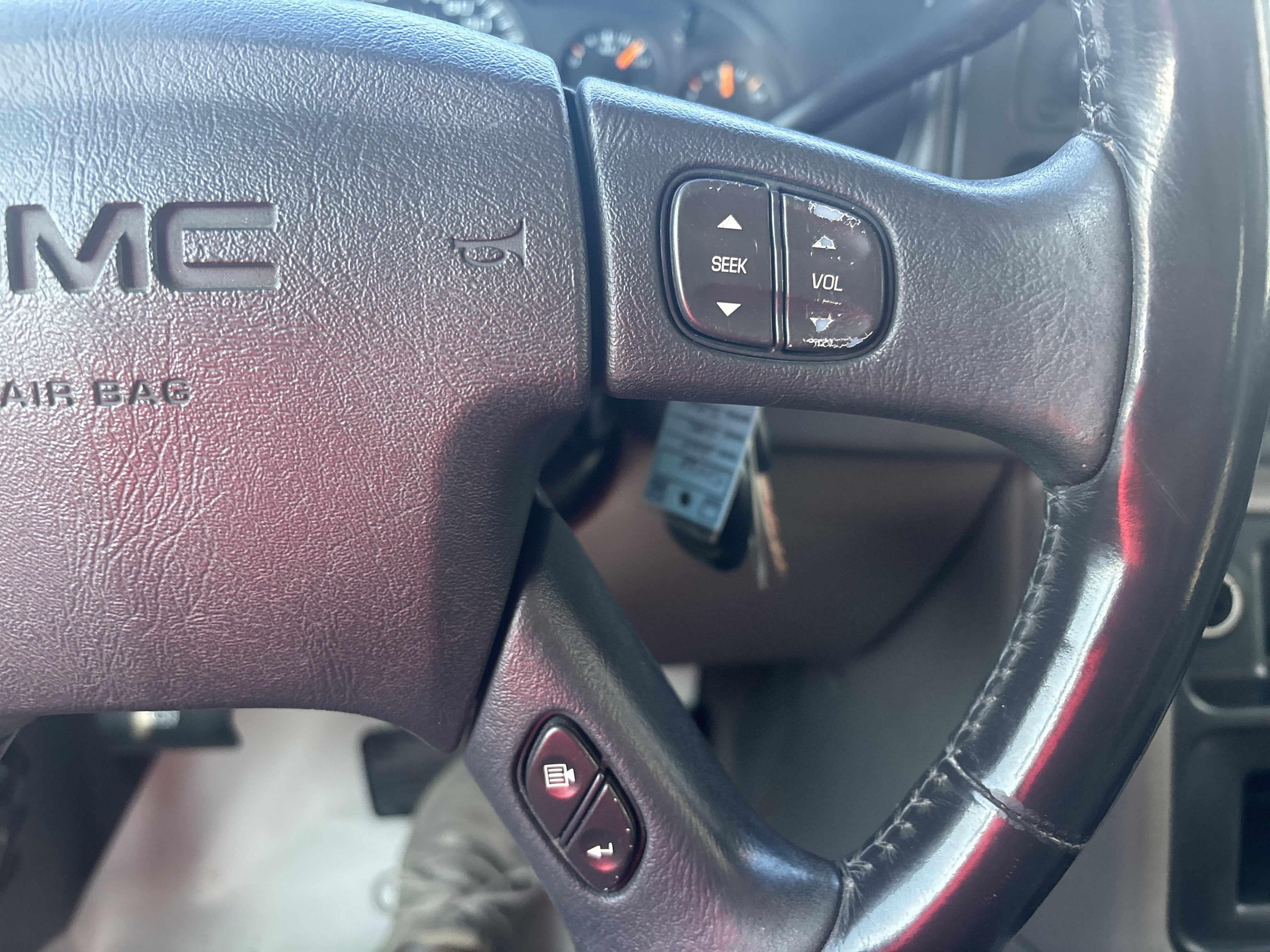 2003 GMC Yukon SLT