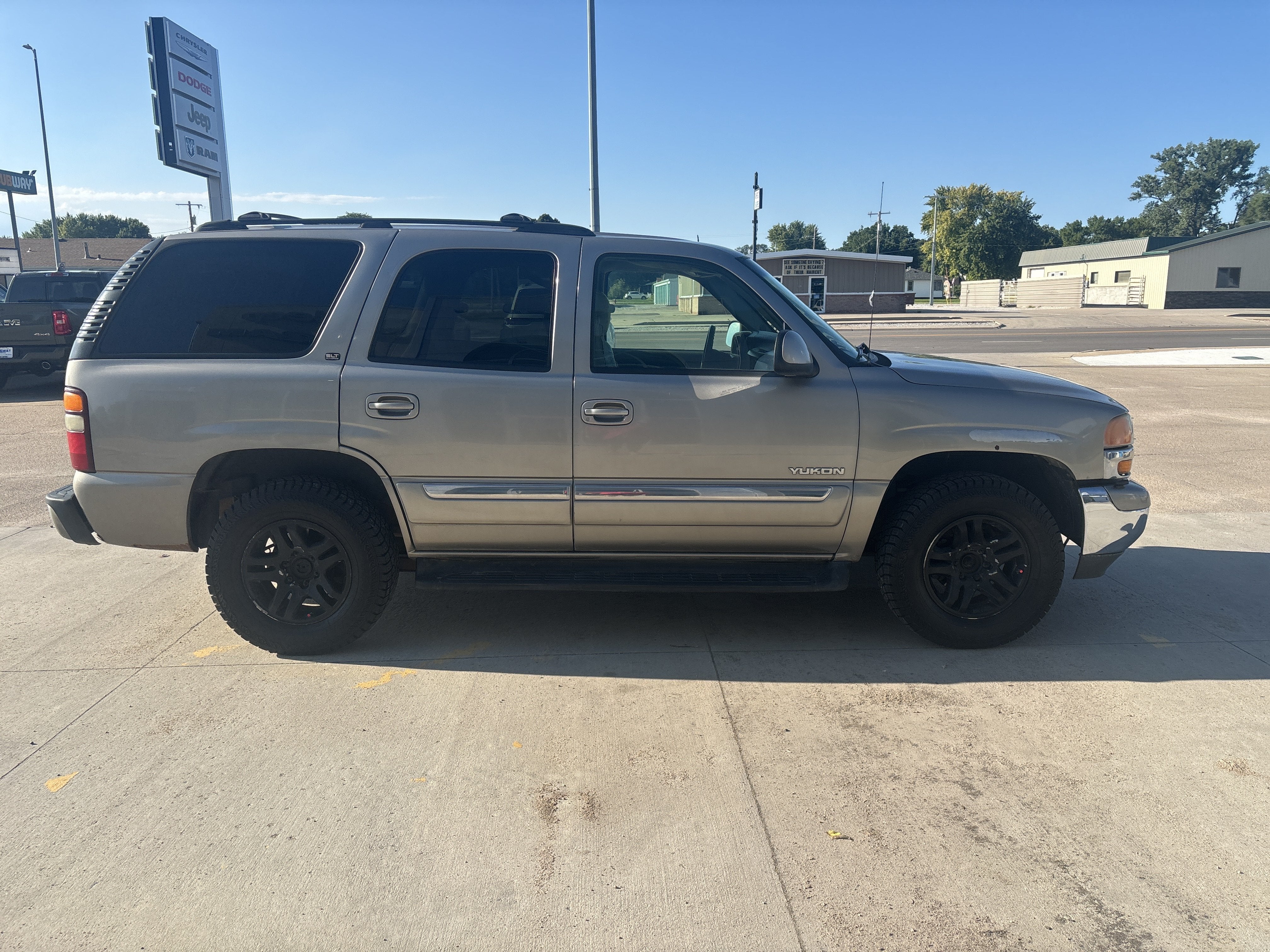 2003 GMC Yukon SLT