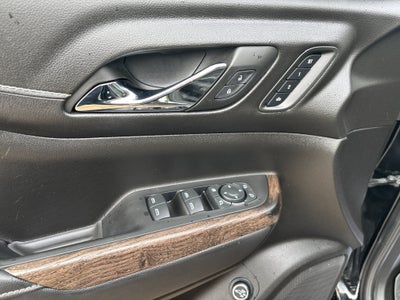 2023 GMC Acadia AWD Denali