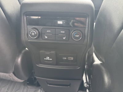 2023 GMC Acadia AWD Denali