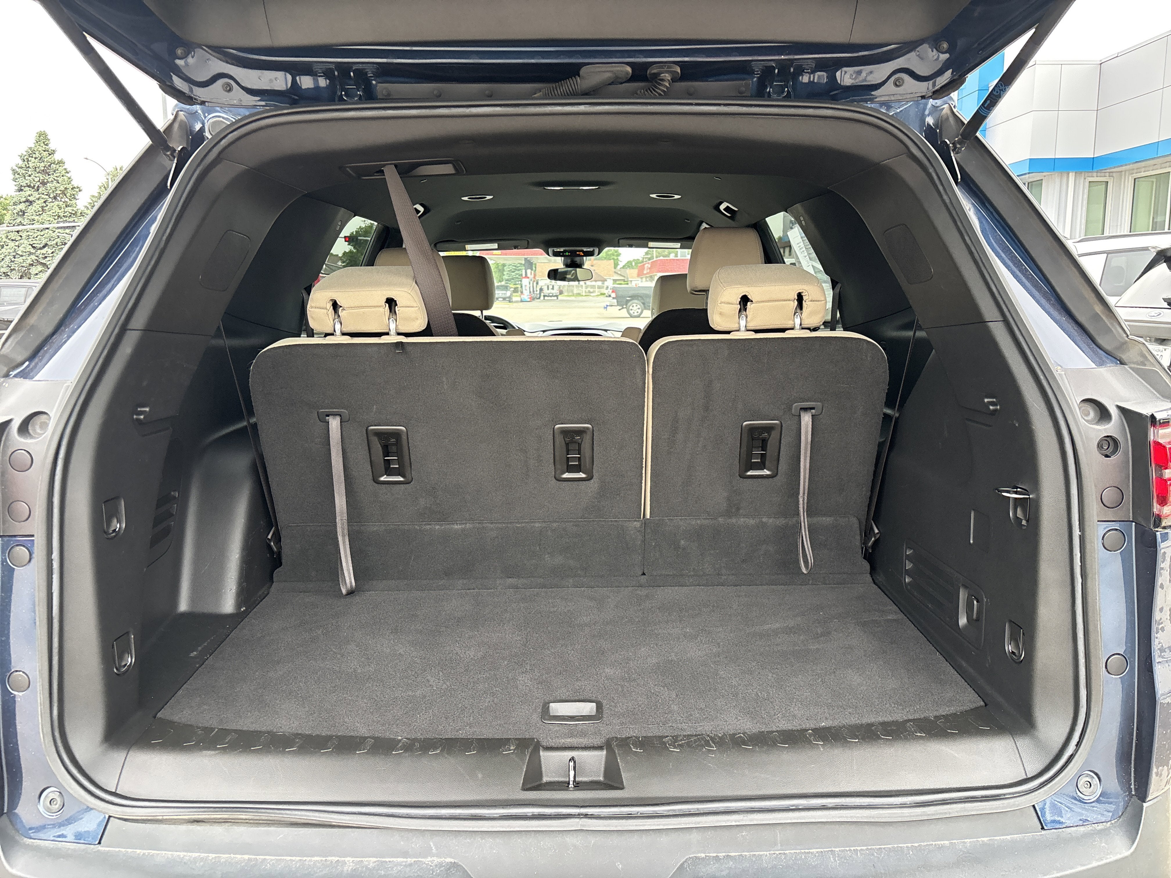 2023 Chevrolet Traverse AWD 2FL Cloth