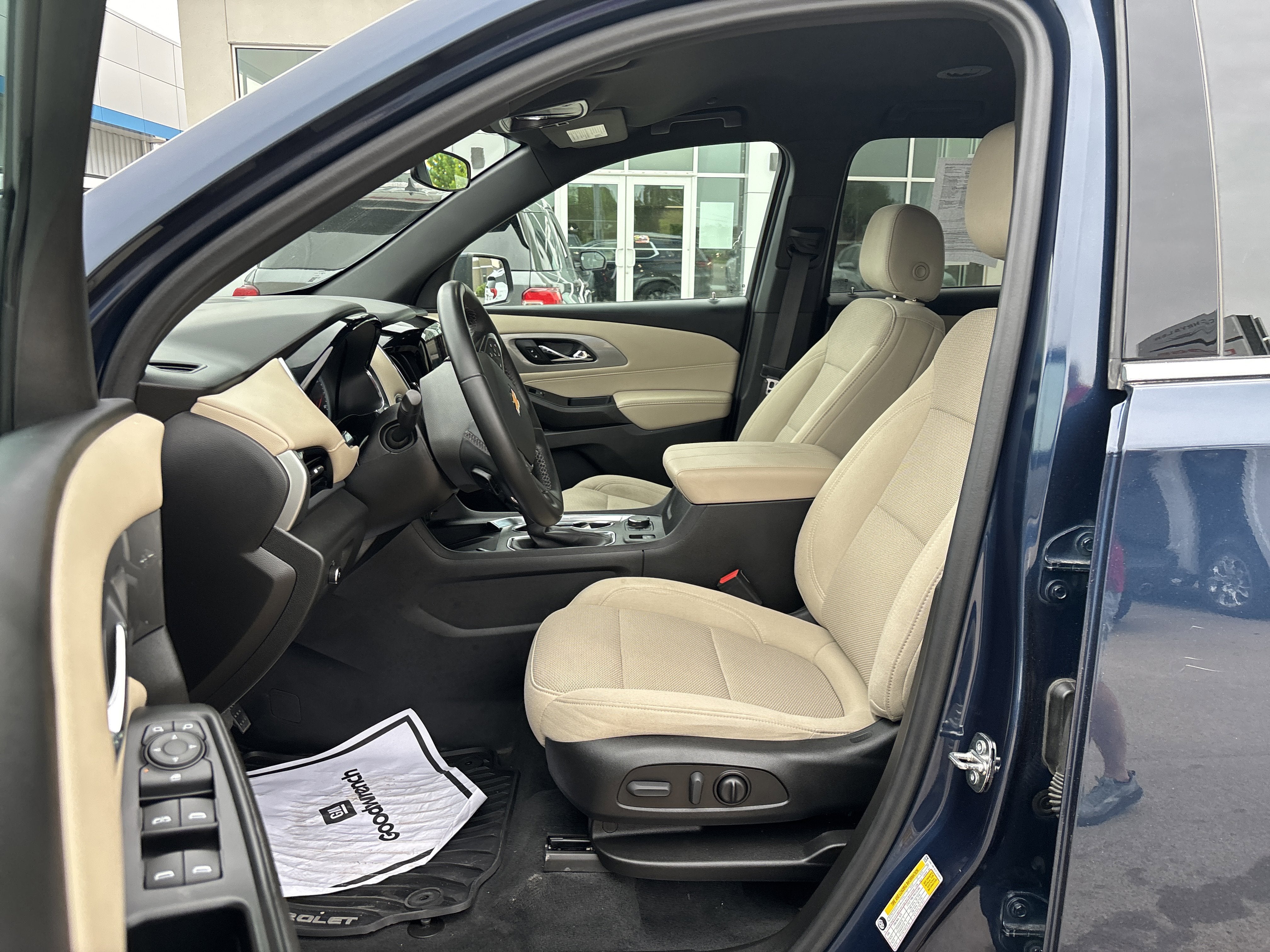 2023 Chevrolet Traverse AWD 2FL Cloth