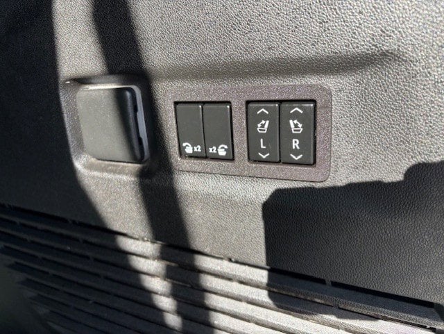 2023 Chevrolet Suburban 4WD High Country