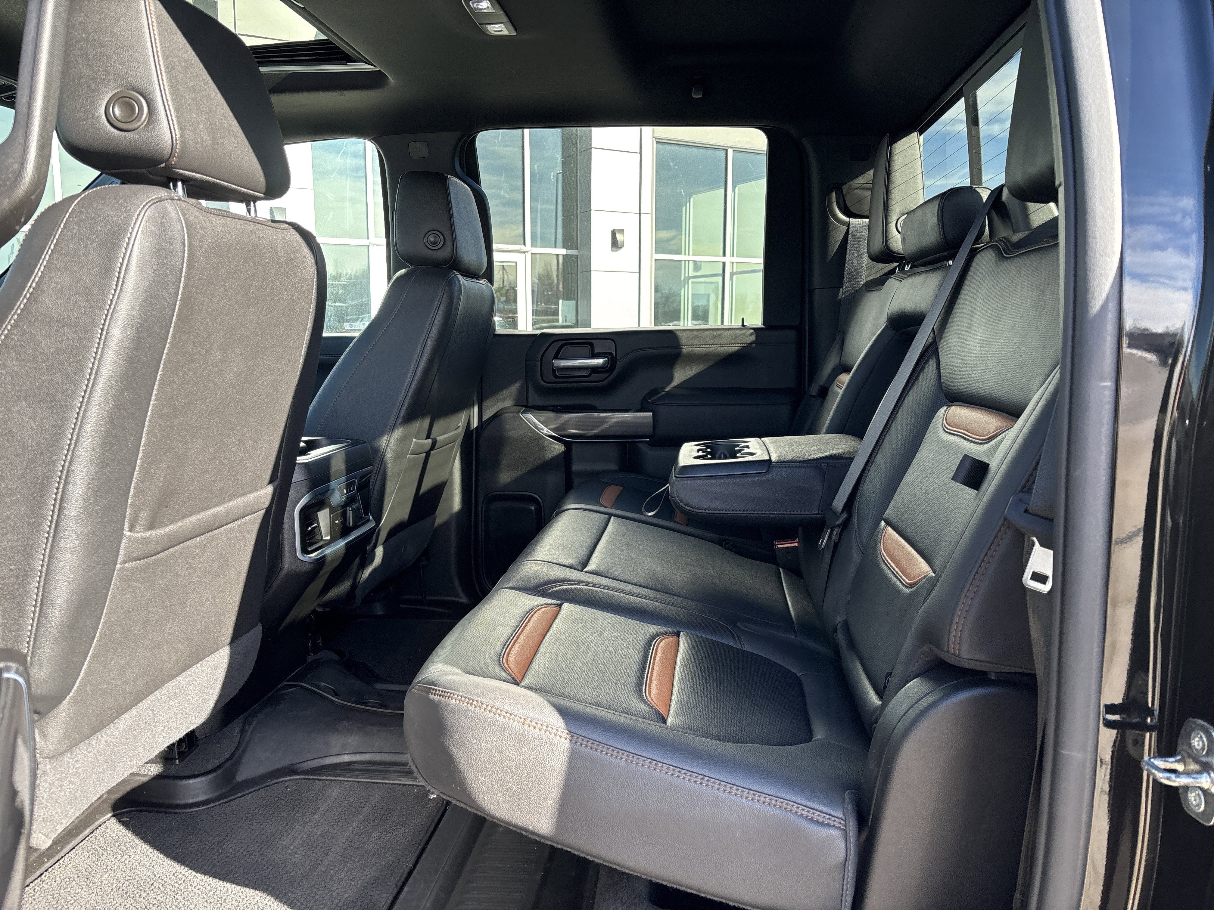 2022 GMC Sierra 2500HD 4WD Crew Cab Standard Bed AT4