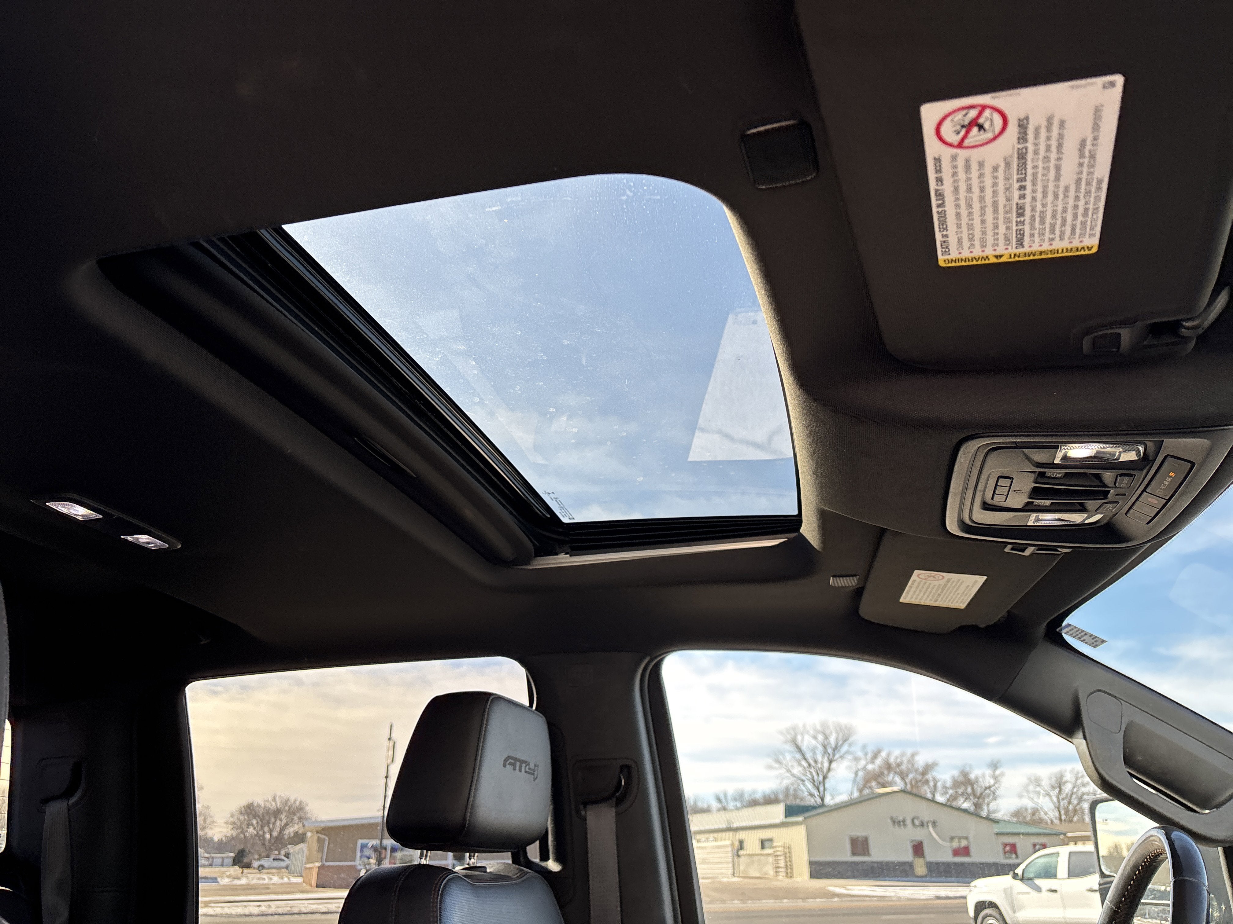 2022 GMC Sierra 2500HD 4WD Crew Cab Standard Bed AT4