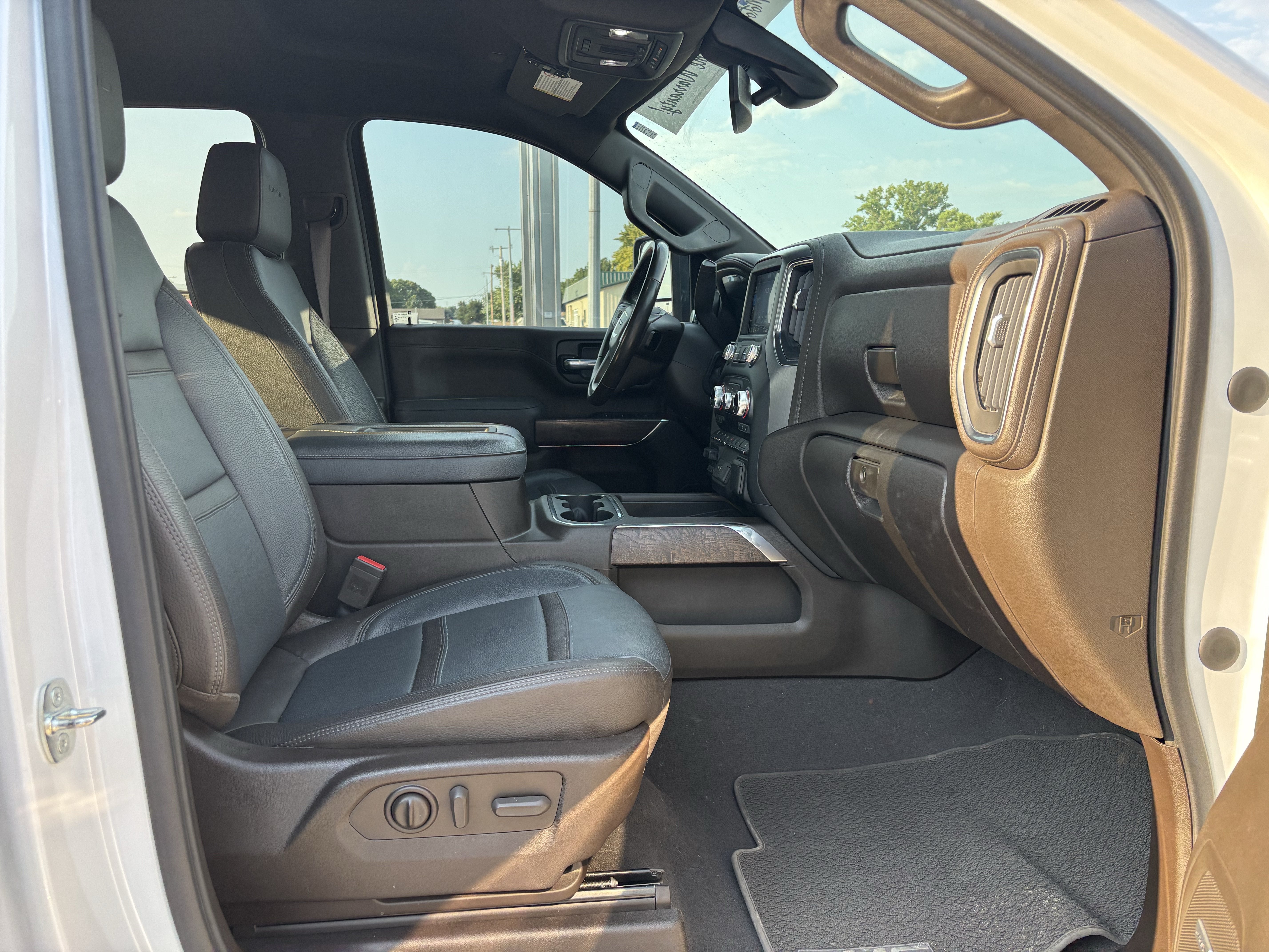 2021 GMC Sierra 3500HD 4WD Crew Cab Standard Bed Denali