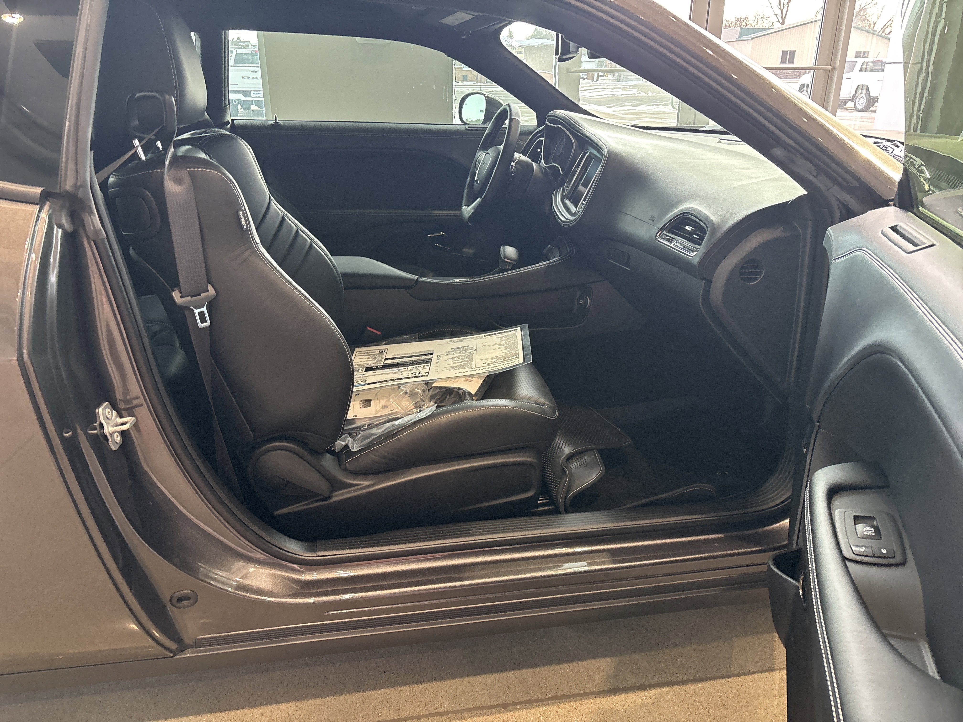 2022 Dodge Challenger SRT