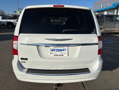 2014 Chrysler Town & Country Touring
