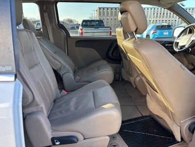 2014 Chrysler Town & Country Touring