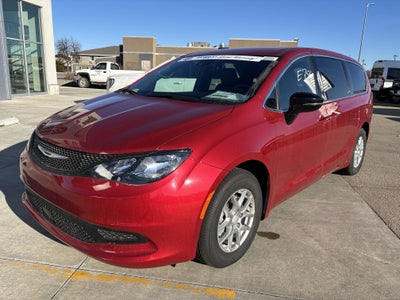 2026 Chrysler Voyager VOYAGER LX