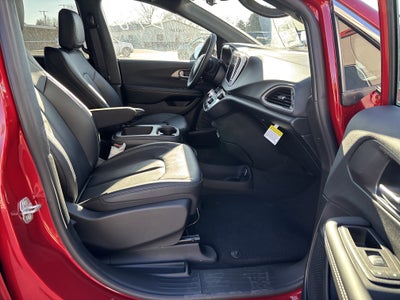 2026 Chrysler Voyager VOYAGER LX