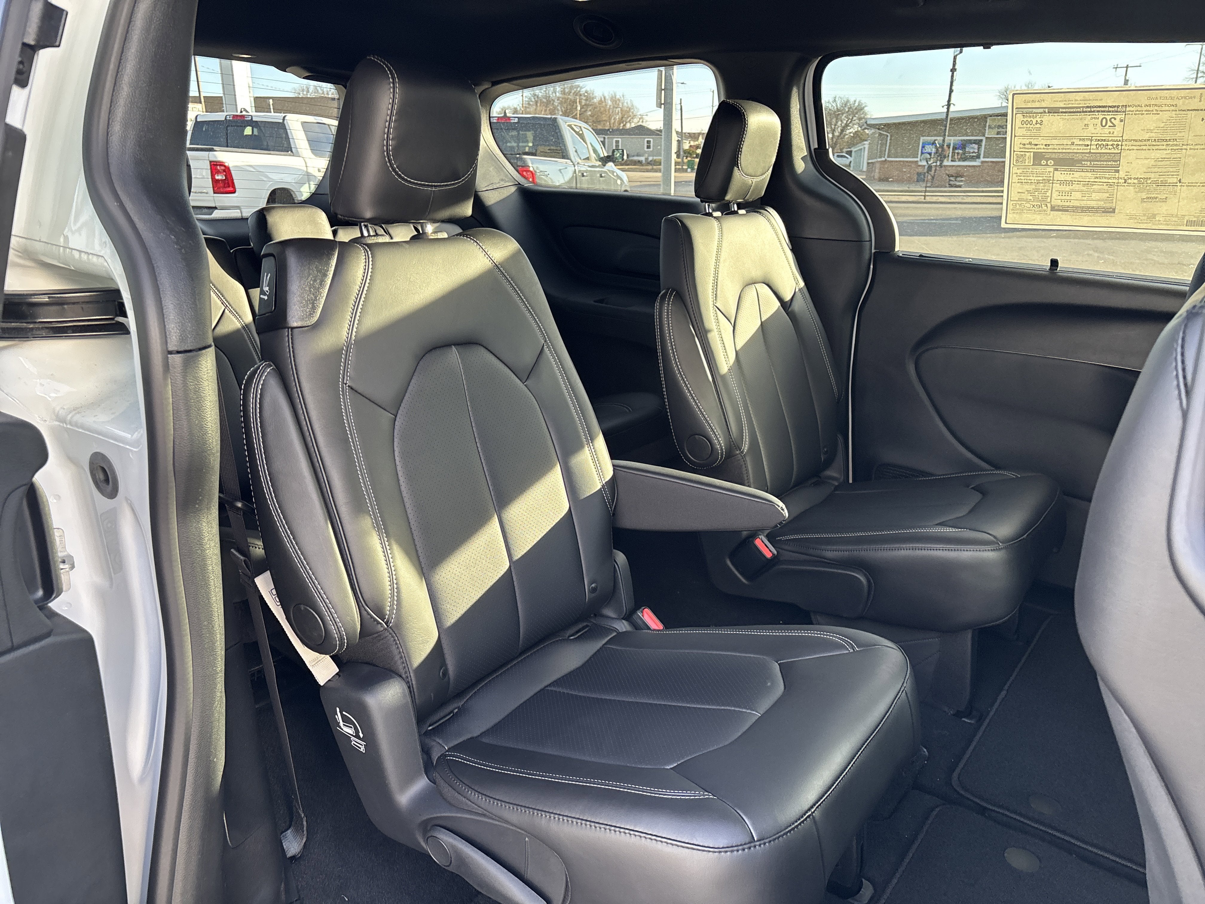 2026 Chrysler Pacifica PACIFICA SELECT AWD