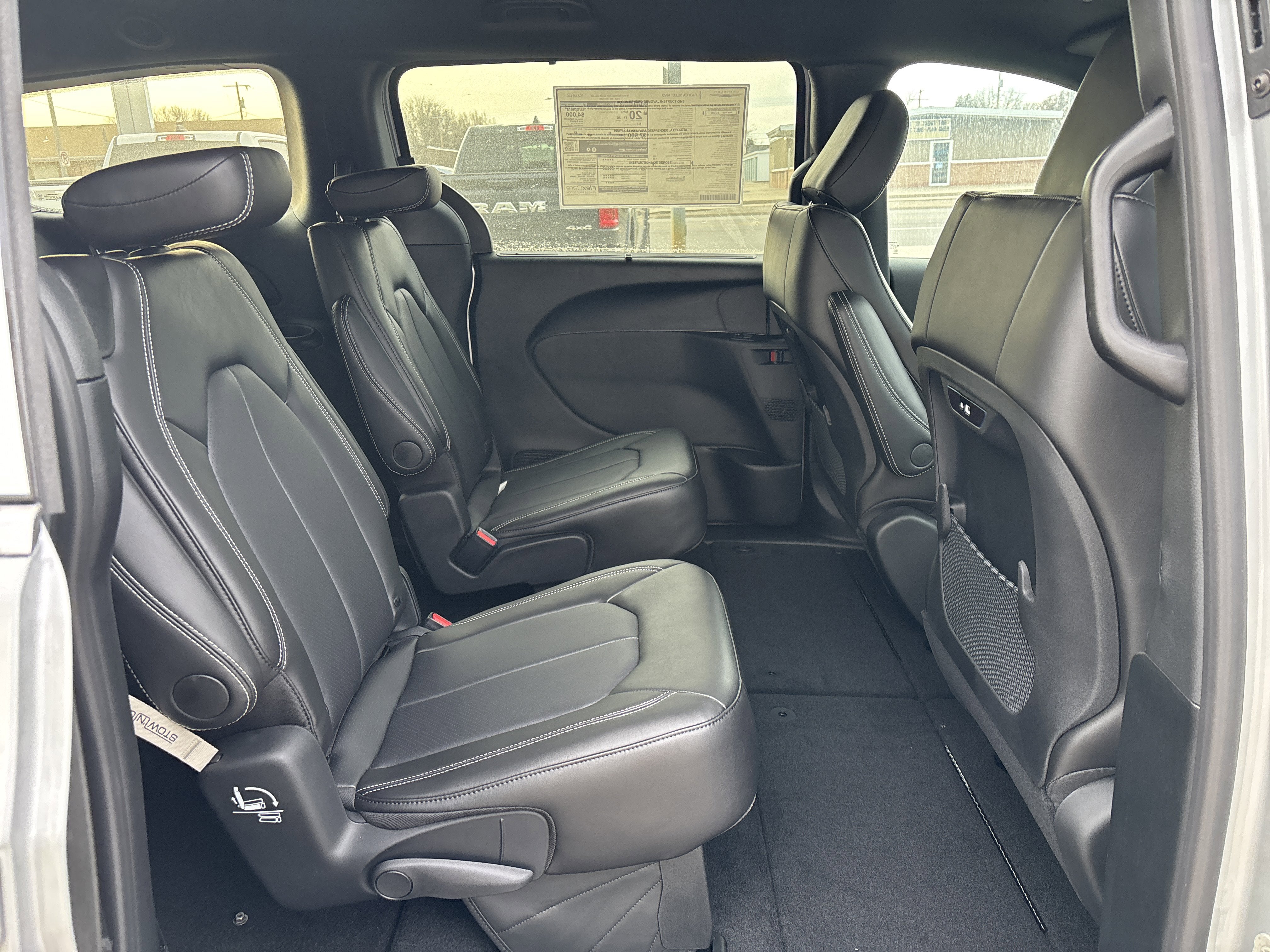 2026 Chrysler Pacifica PACIFICA SELECT AWD