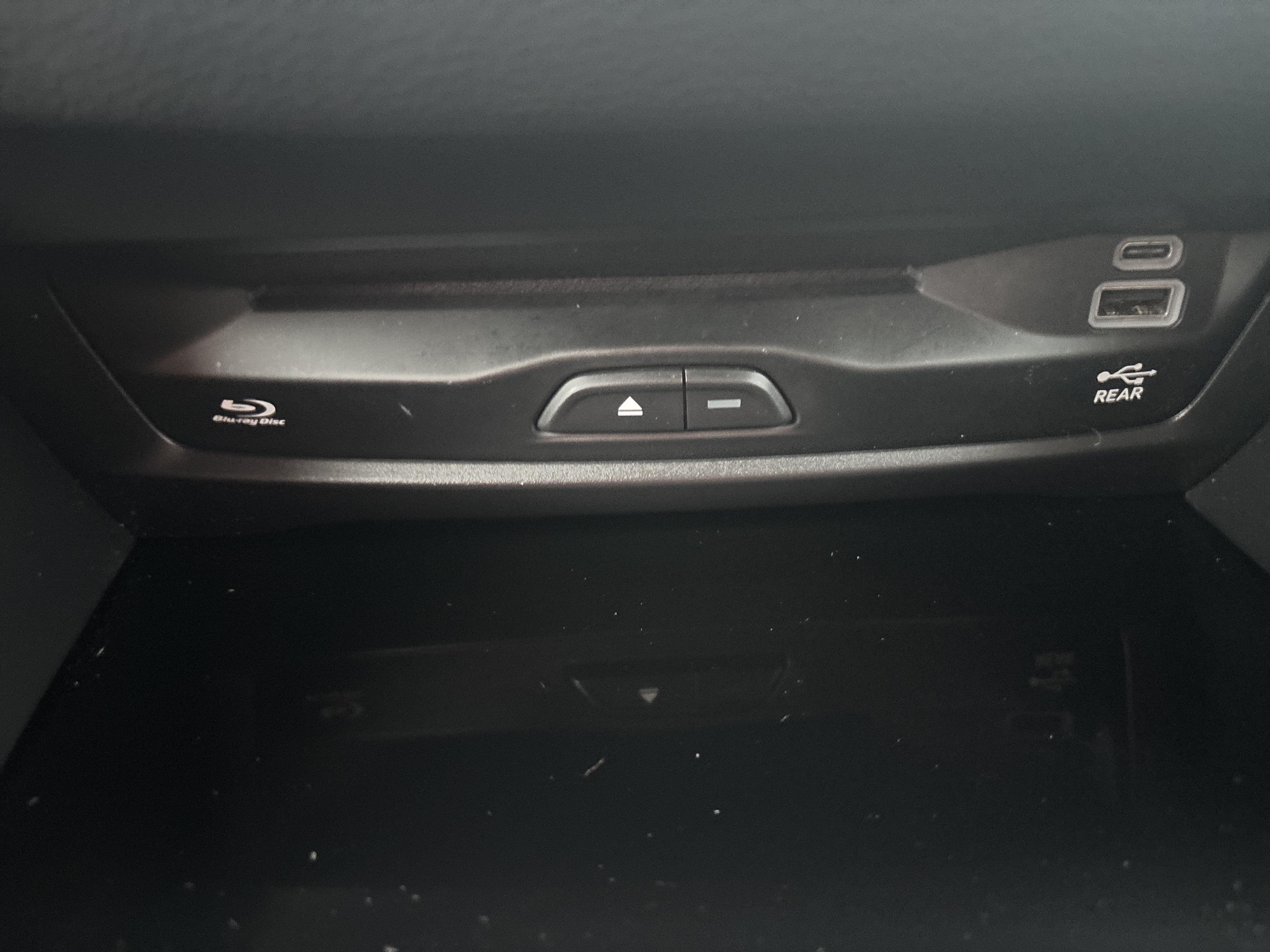 2024 Chrysler Pacifica Limited AWD