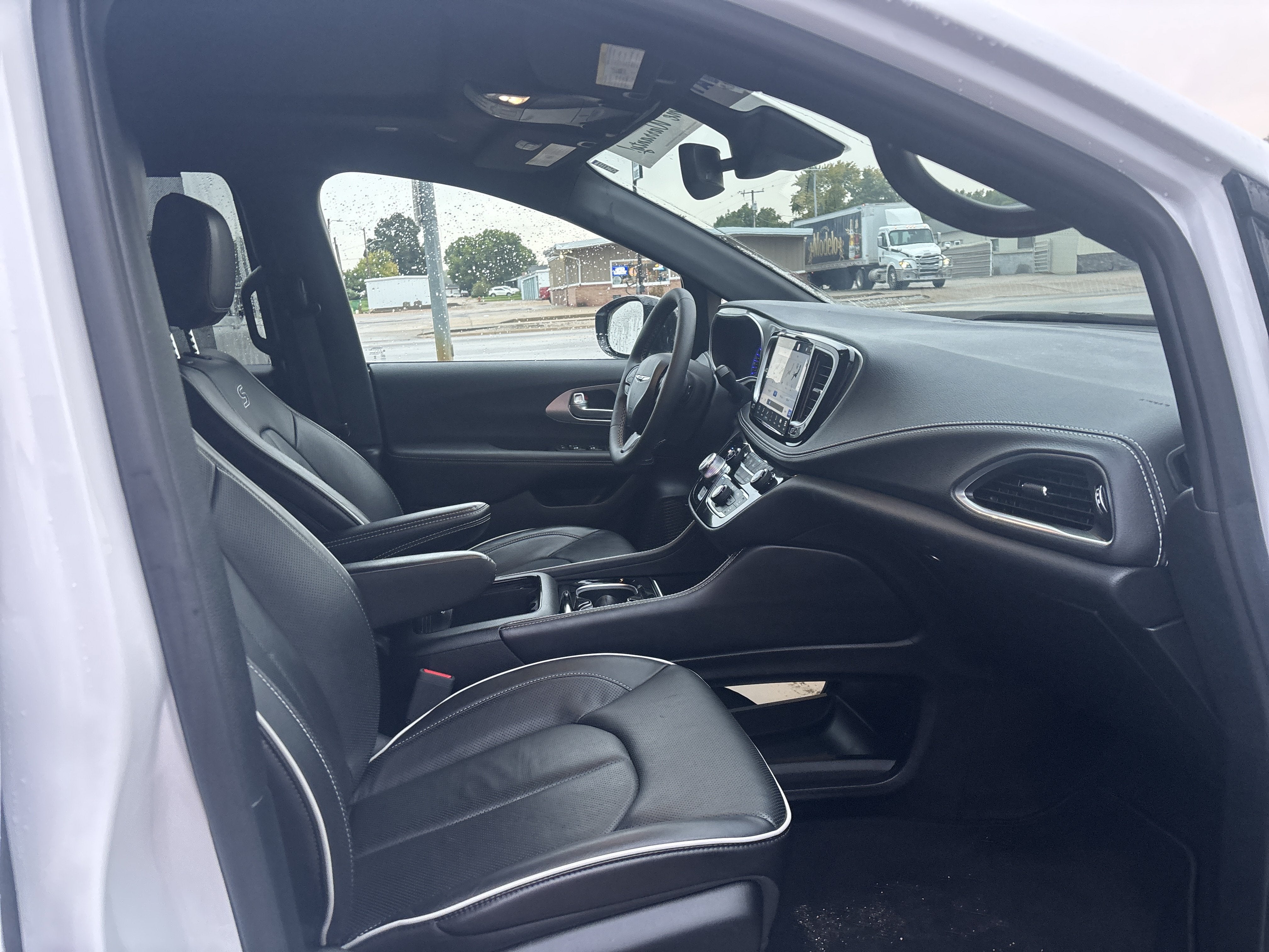 2024 Chrysler Pacifica Limited AWD