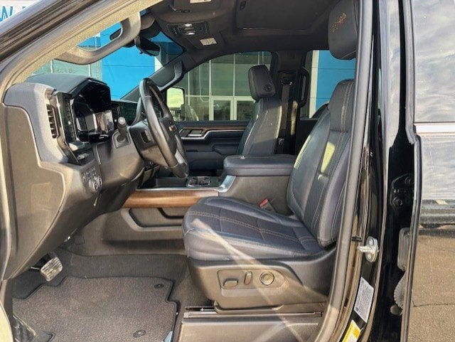 2024 Chevrolet Silverado 2500HD 4WD Crew Cab Standard Bed High Country