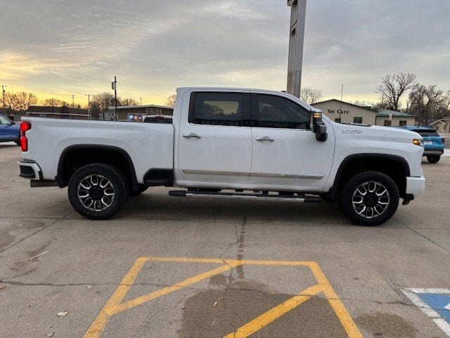 2024 Chevrolet Silverado 2500HD 4WD Crew Cab Standard Bed High Country