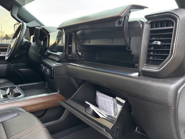 2024 Chevrolet Silverado 2500HD 4WD Crew Cab Standard Bed High Country