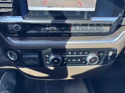 2024 Chevrolet Silverado 1500 4WD Crew Cab Short Bed RST