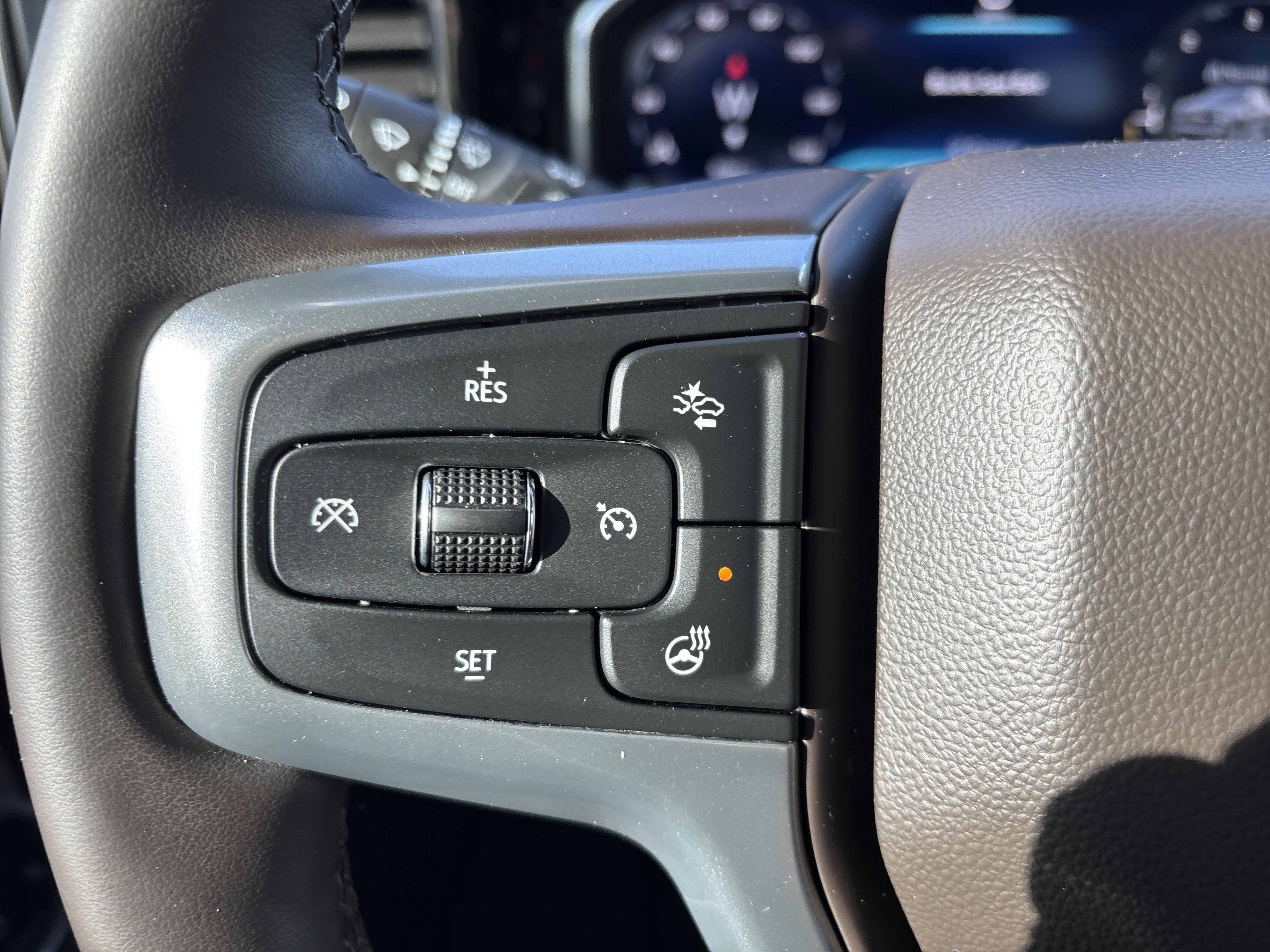 2024 Chevrolet Silverado 1500 4WD Crew Cab Short Bed RST