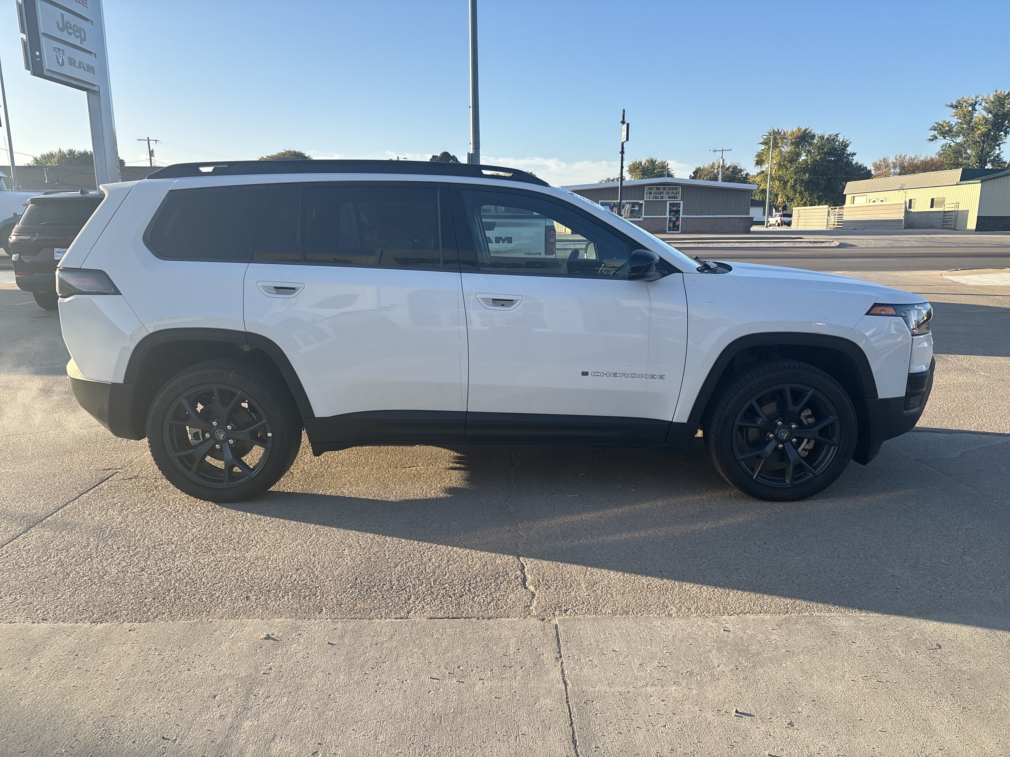 2026 Jeep Cherokee CHEROKEE 85TH ANNIVERSARY EDITION 4X4