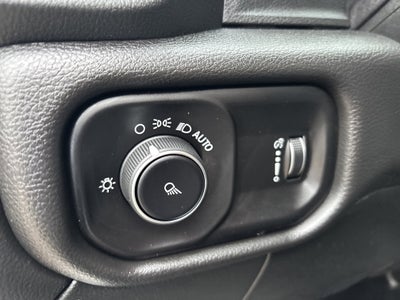 2024 RAM 3500 Tradesman Regular Cab 4x4 8' Box