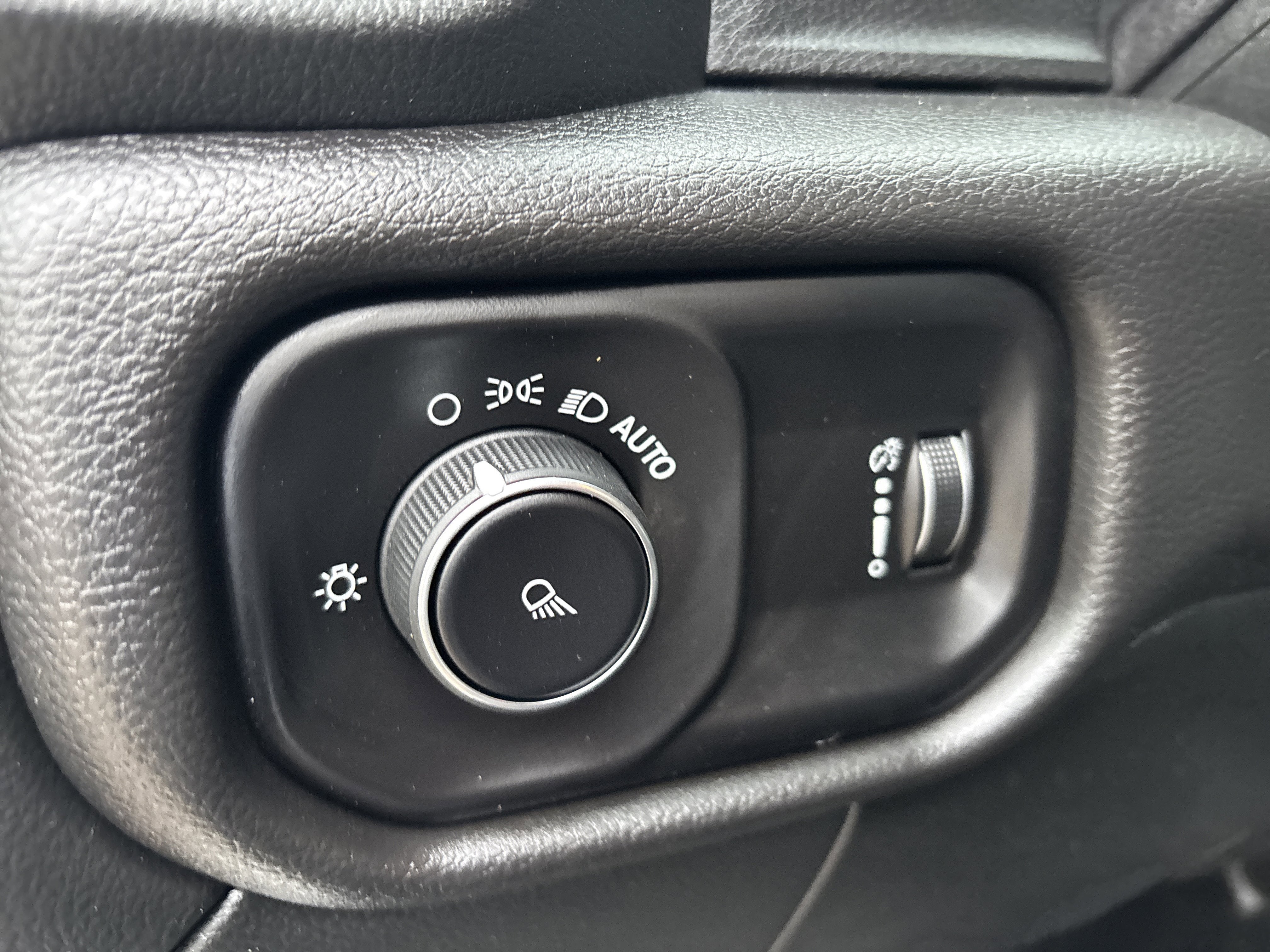 2024 RAM 3500 Tradesman Regular Cab 4x4 8' Box