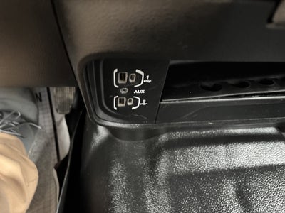 2022 RAM 3500 Tradesman Crew Cab 4x4 8' Box