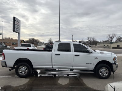 2022 RAM 3500 Tradesman Crew Cab 4x4 8' Box