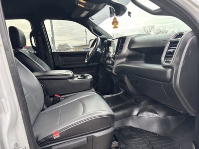 2022 RAM 3500 Tradesman Crew Cab 4x4 8' Box